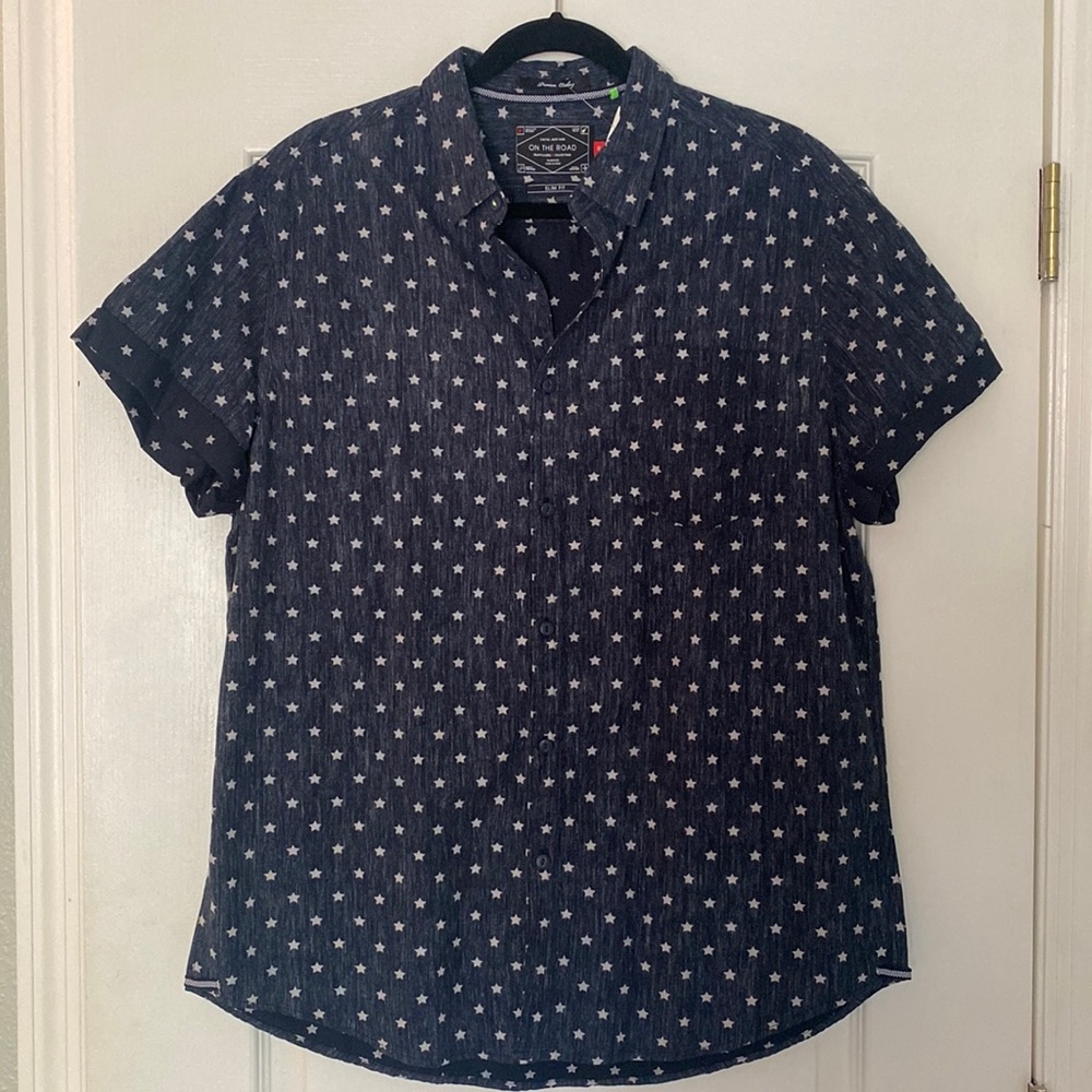 Perfect mens 4th of July button down !